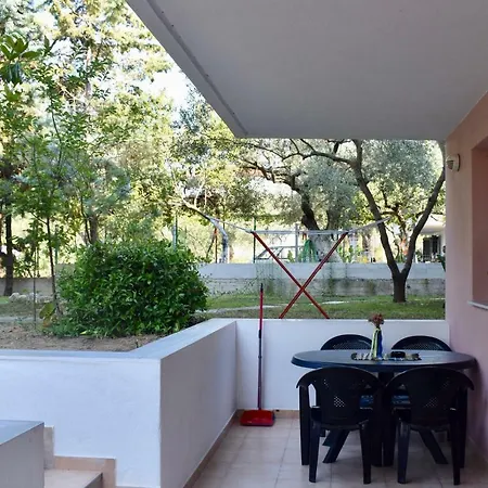 Artemis Ξενοδοχείο με διαμερίσματα 3*