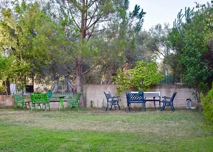Hotel apartamentowy Artemis Ormos Panagias