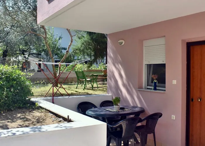 Hotel apartamentowy Artemis