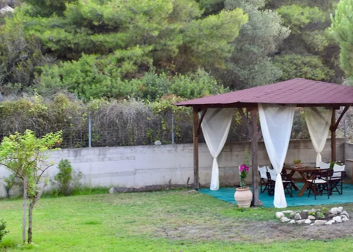 Artemis Hotel apartamentowy Ormos Panagias