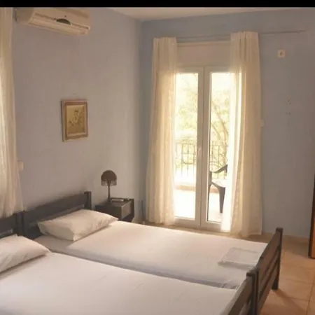 Artemis أورموس باناجياس