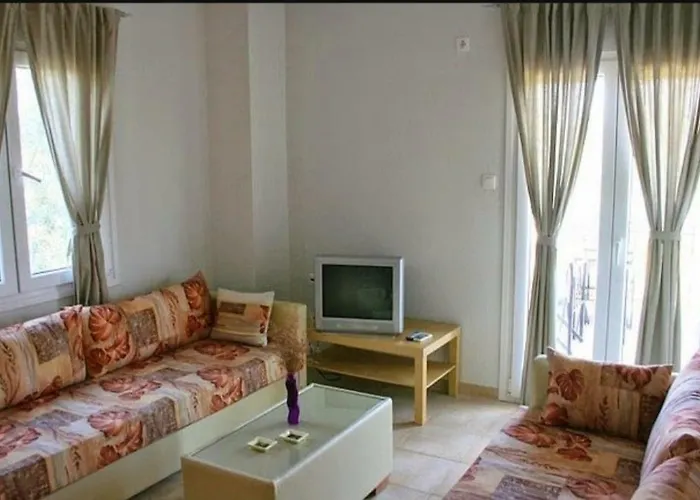 Aparthotel Artemis Ormos Panagias
